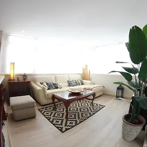 https://carihuela-etnic-apartment-torremolinos.1costadelsol.com