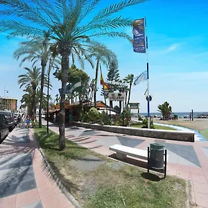 https://apartamentos-zenbeach.1costadelsol.com
